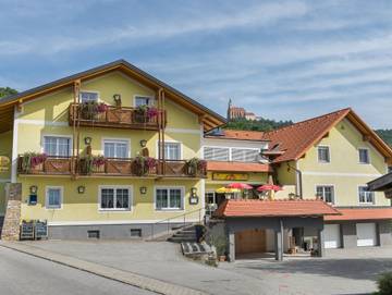 Hotel für 3 Personen, mit Terrasse und Garten, kinderfreundlich in Pöllauberg