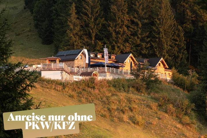 Hotel für 4 Personen, mit Whirlpool und Sauna sowie Terrasse in Brauneck