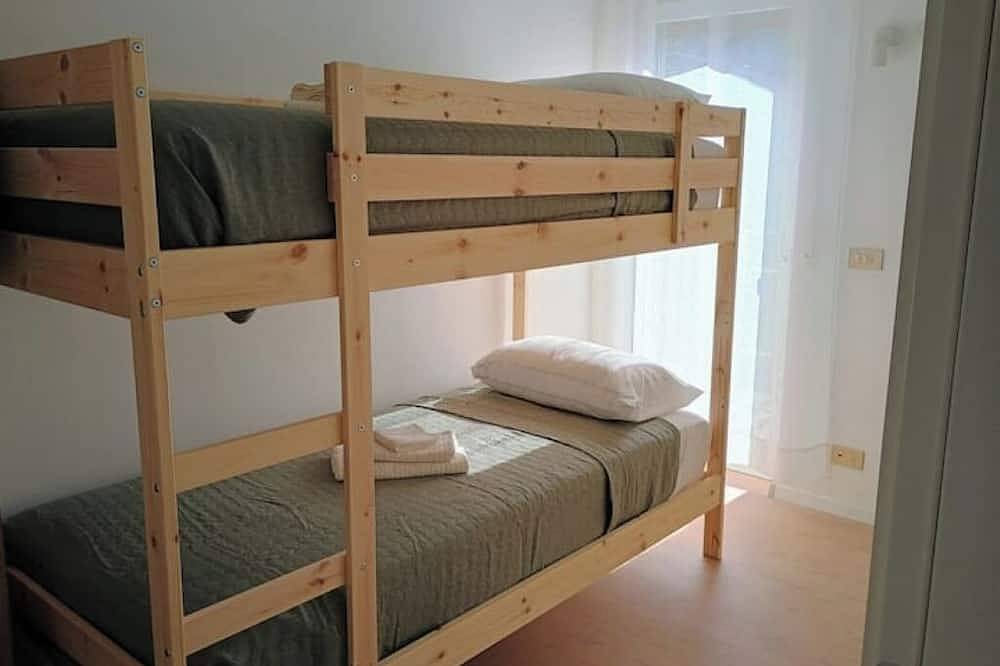 Appartamento intero, Appartamento stupendo a 10 min a piedi dal Lago, a 5 dal centro in Caldonazzo, Lago di Caldonazzo