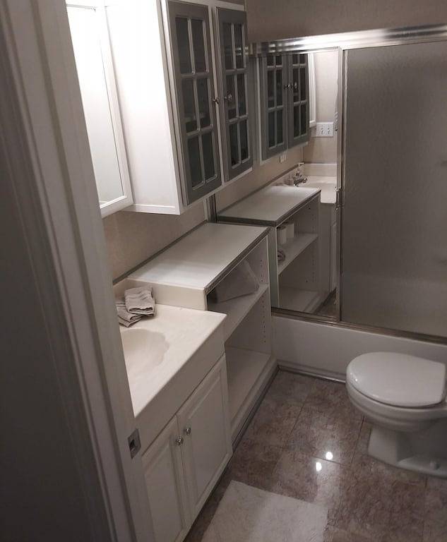 Ganze Wohnung, Cityplex West #1, 2 bedrm two bath, 1st floor in New Albany, Indiana