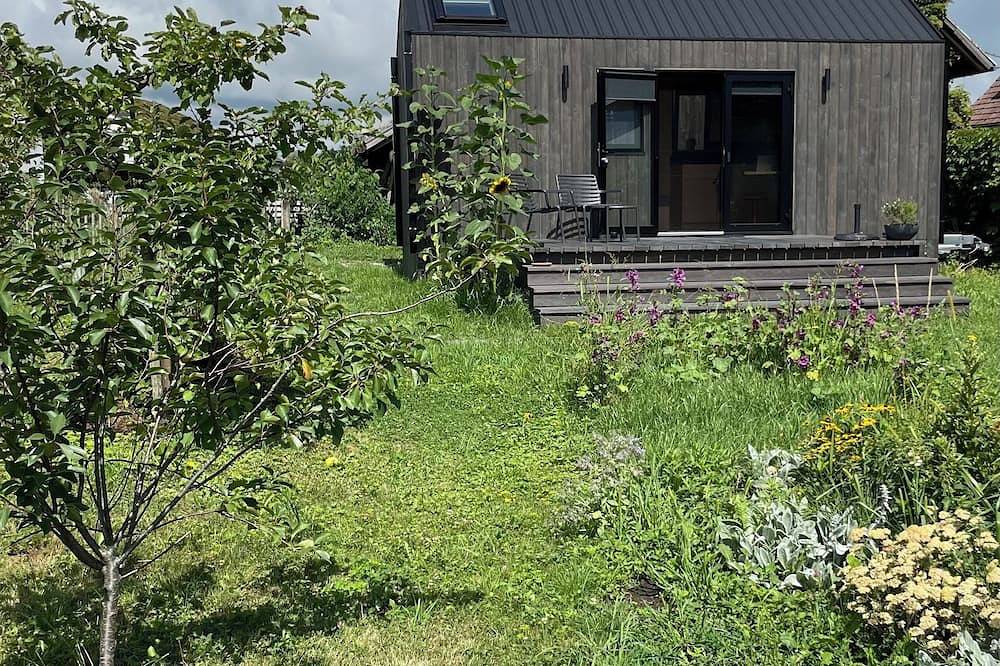 Ganze Wohnung, Tiny House, 18qm, 1 Wohn-/Schlafbereich mit Doppelbett, max. 2 Personen in Kressbronn am Bodensee, Region Bodensee-Oberschwaben