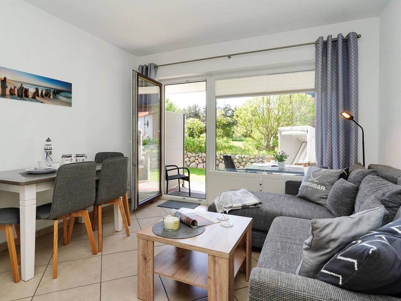 Ganze Ferienwohnung, Nordstern - Nordstern – 3-Zimmer-App. für 4 Personen mit Terrasse, Stellplatz, Wlan. in Westerland, Sylt (Gemeinde)