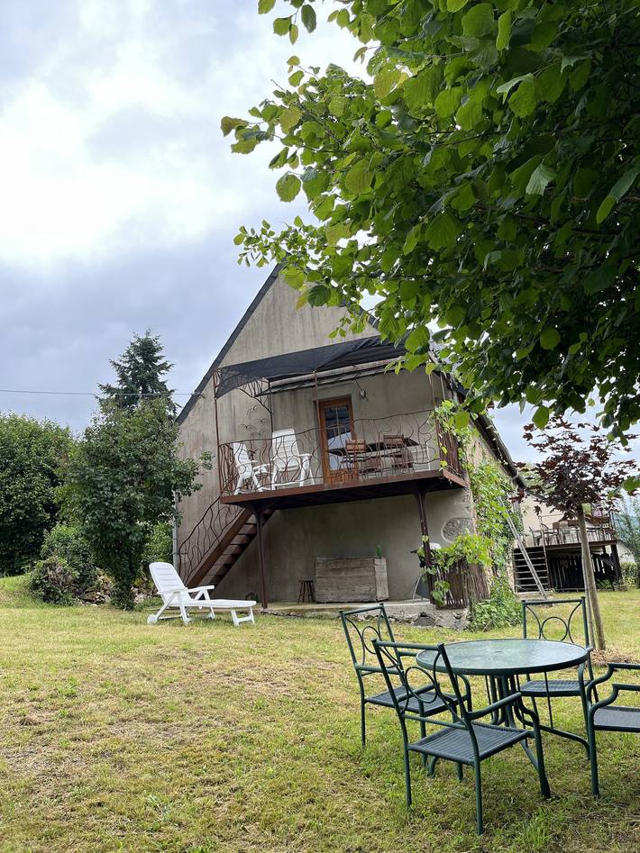 Gîte pour 4 personnes, avec piscine