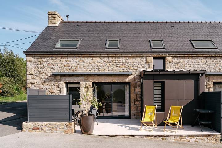 Gîte pour 4 personnes, avec jardin et terrasse à Crach
