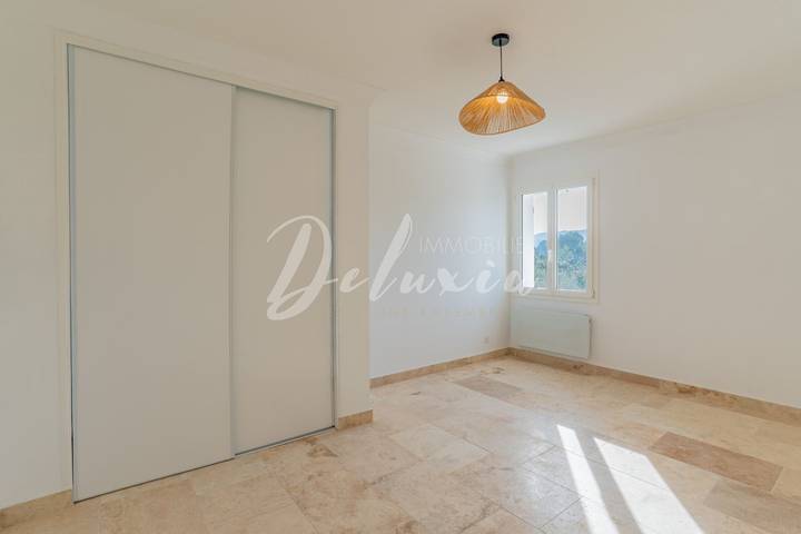 Ferienwohnung für 2 Personen, mit Balkon und Garten