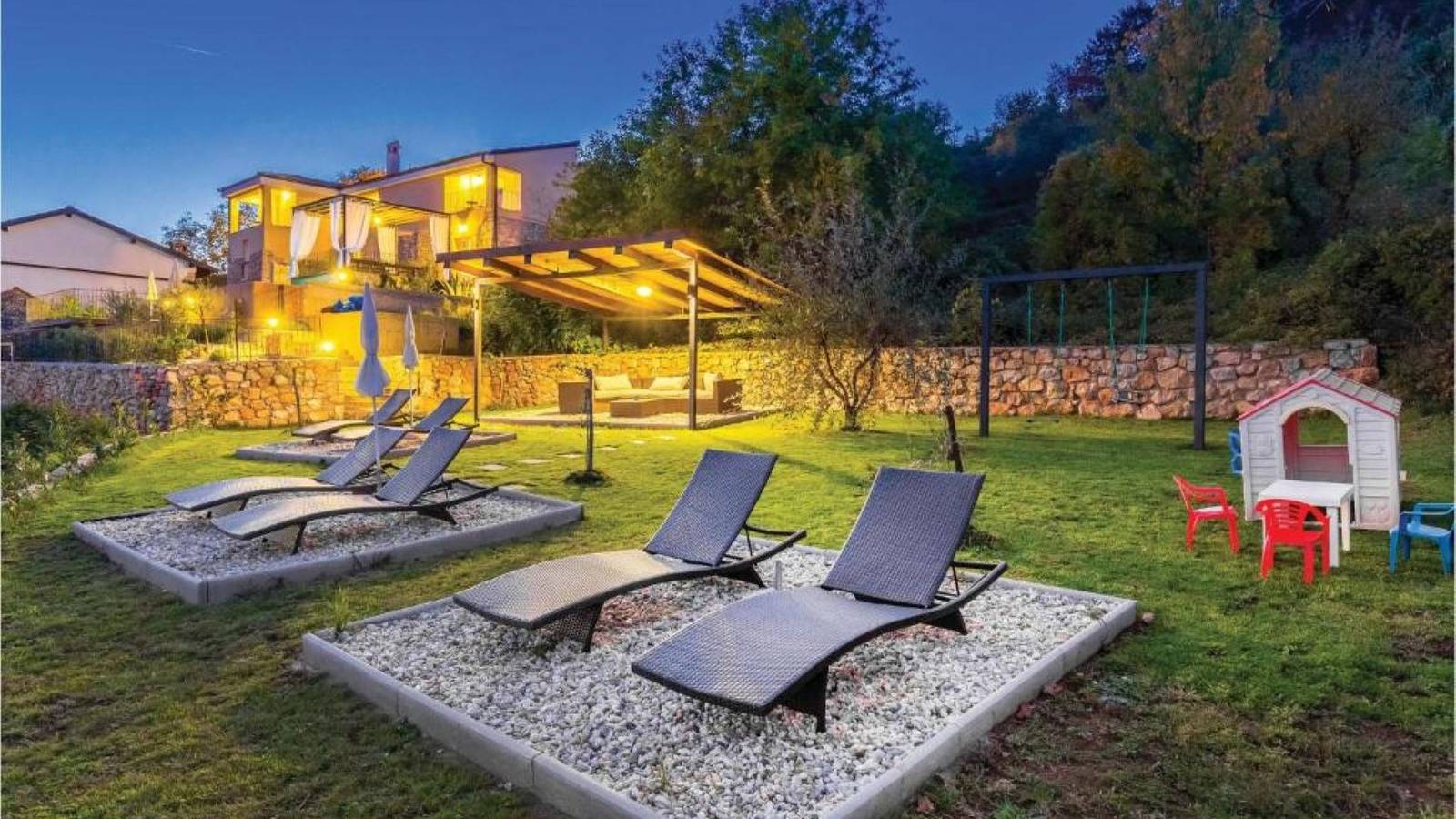 Holiday home Villa Bella with pool by Villas Guide in Obrš, Moscenicka Draga