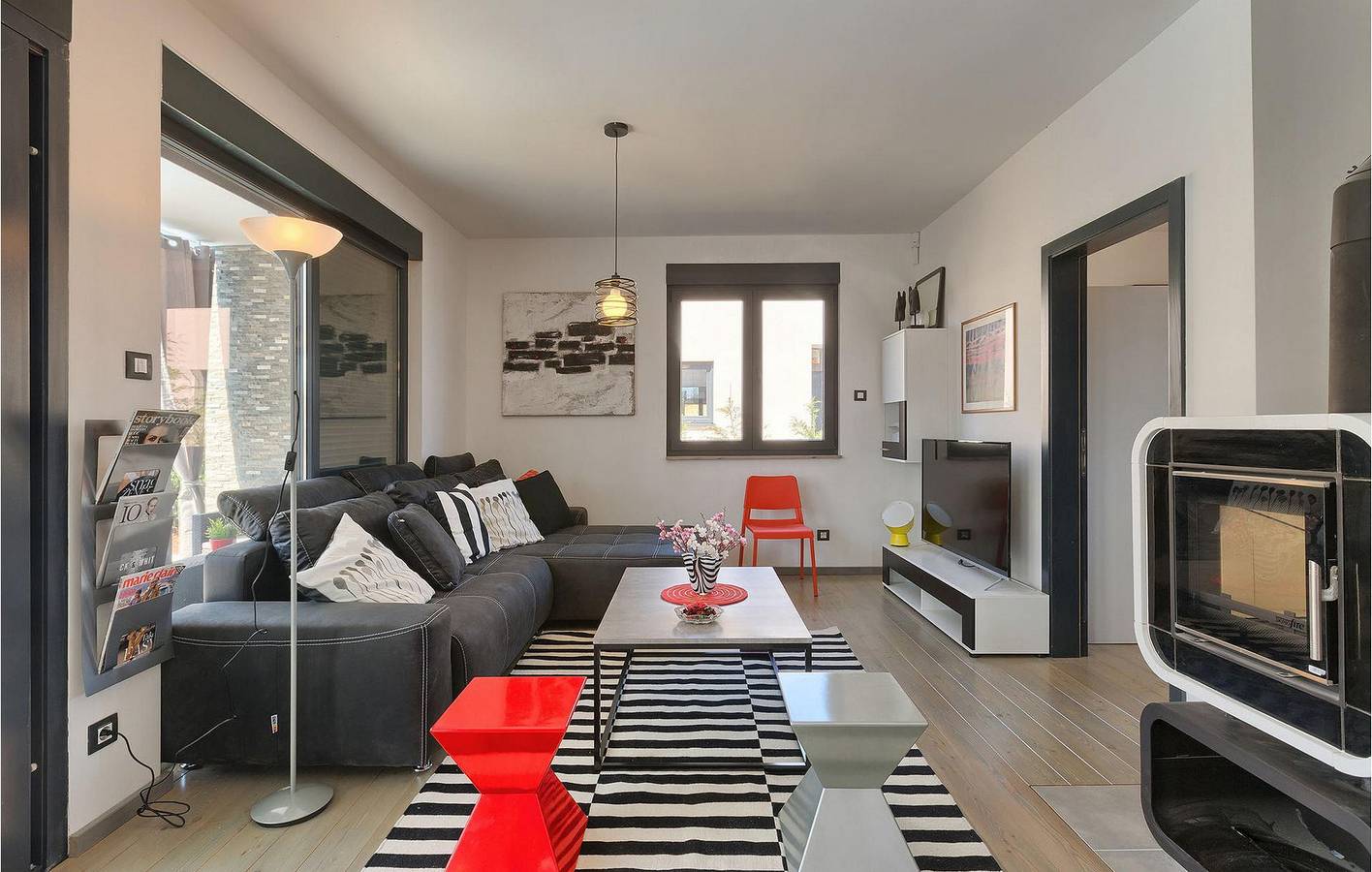 Geräumige 2-Zimmer-Wohnung mit Pool, Parkplatz und WLAN in der Nähe von Restaurants und dem Stadtzentrum in Butkovići, Svetvinčenat