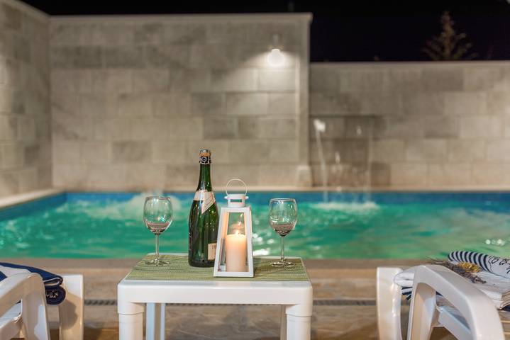 Casa de vacaciones para 6 personas, con balcón/terraza y piscina - 1