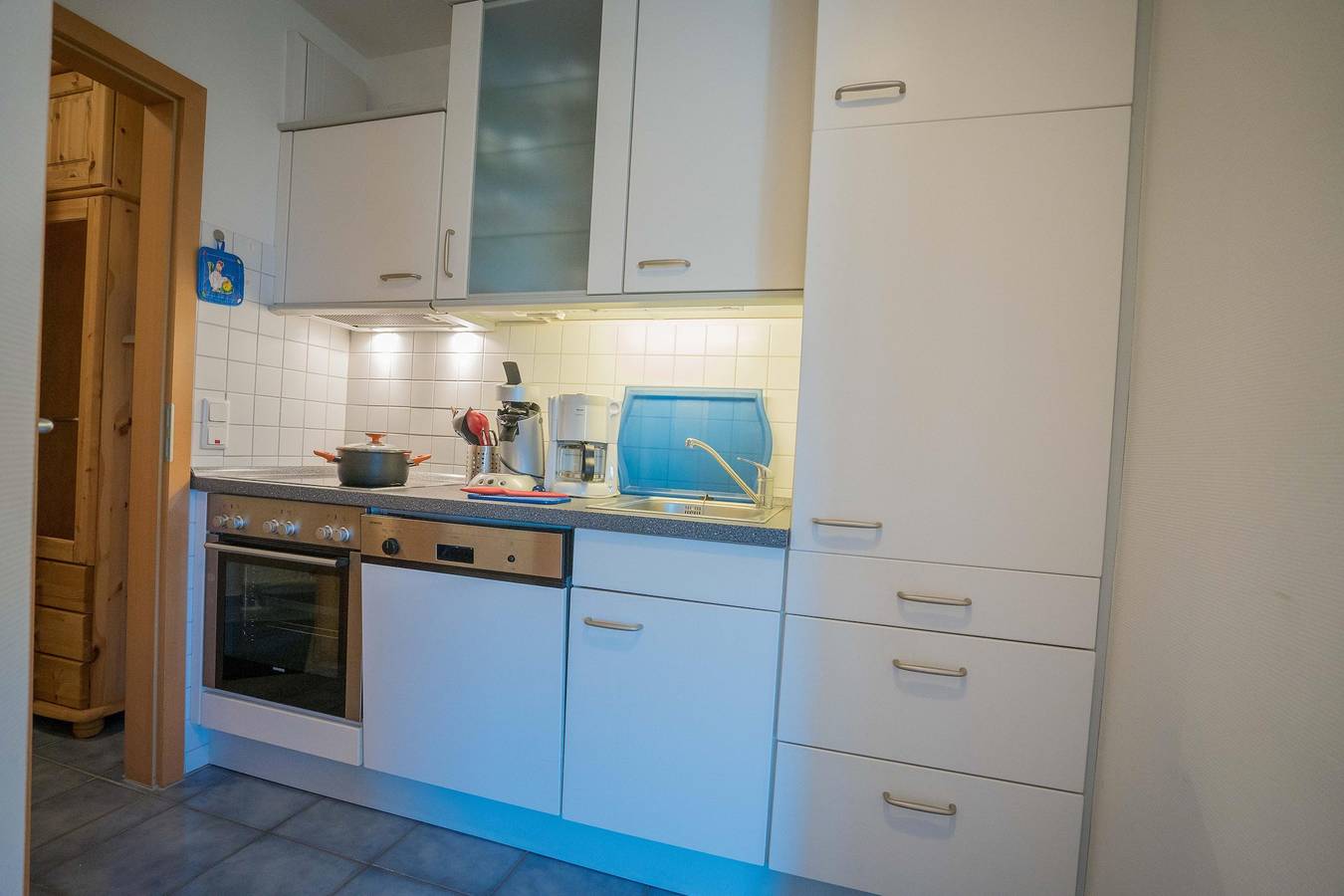 Ganze Ferienwohnung, Inselblume 14 - Blaue Ferienwohnung mit Balkon am Südstrand in Ostfehmarn, Fehmarn