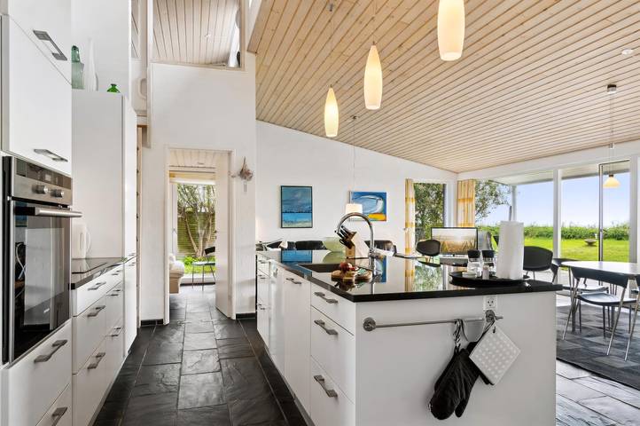 Ferienhaus für 8 Personen, mit Sauna und Whirlpool sowie Terrasse in Djursland - 4