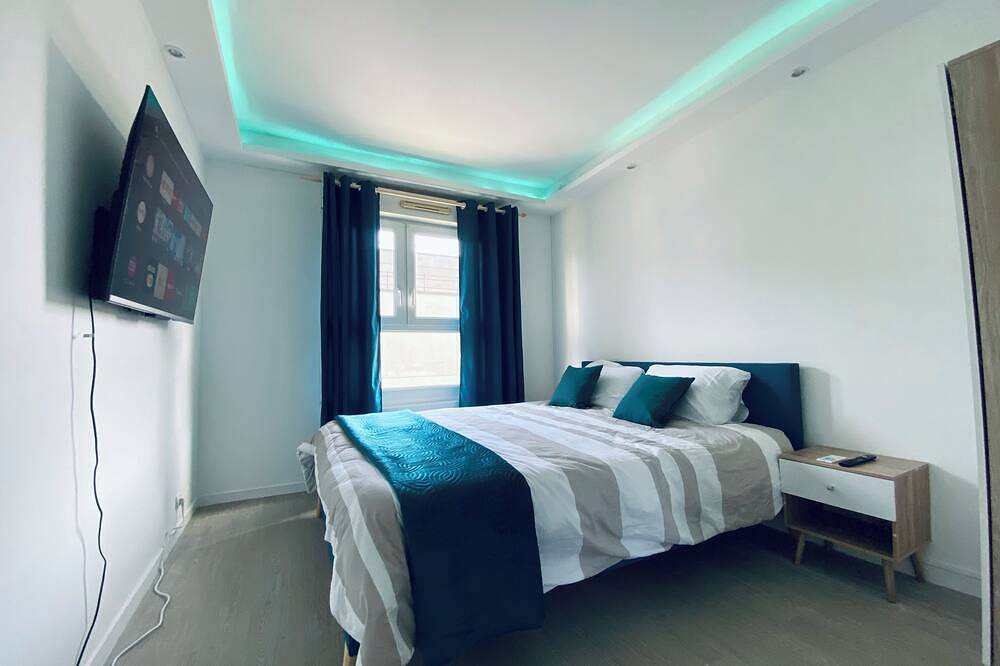Entire apartment, 3-room 63m2 apartment with free underground parking. in Alfortville, Val-de-Marne