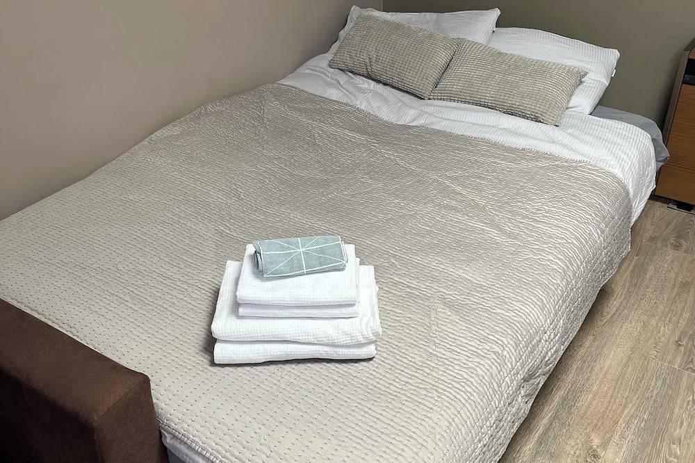 Ganze Wohnung, Private Garden Studio - L&D Hospital -Free Wi-fi & Parking- 15min to the Airport in Luton, Chiltern Hills