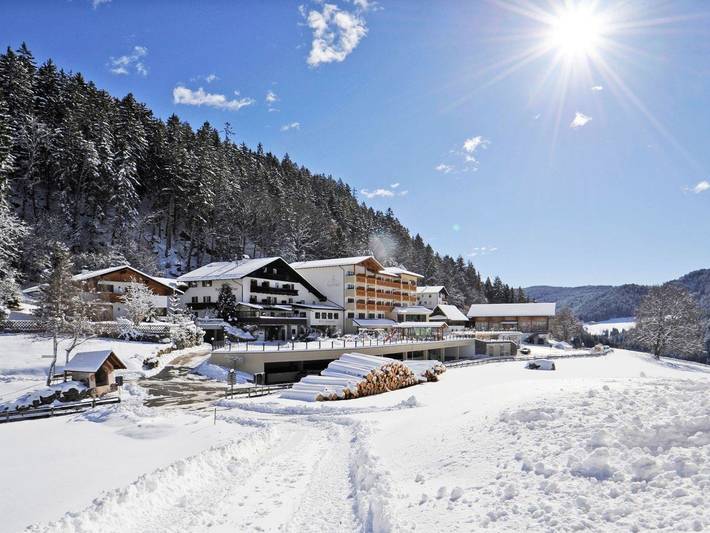 Hotel für 3 Personen, mit Garten und Terrasse in Hafling