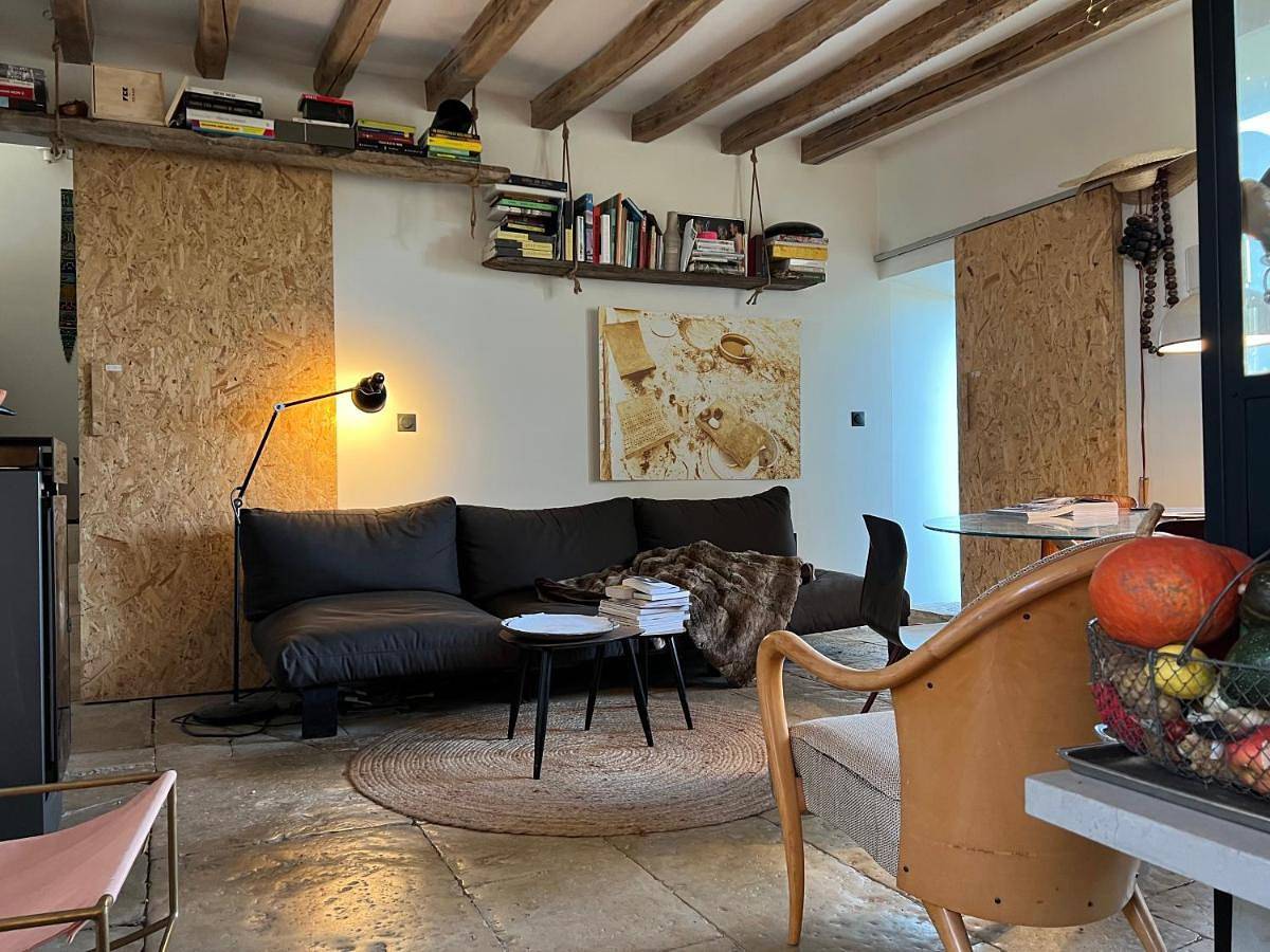Maison rivière très calme près de Chablis et Noyers sur serein chez un céramiste designer in Annay-sur-Serein, Arrondissement d'Avallon