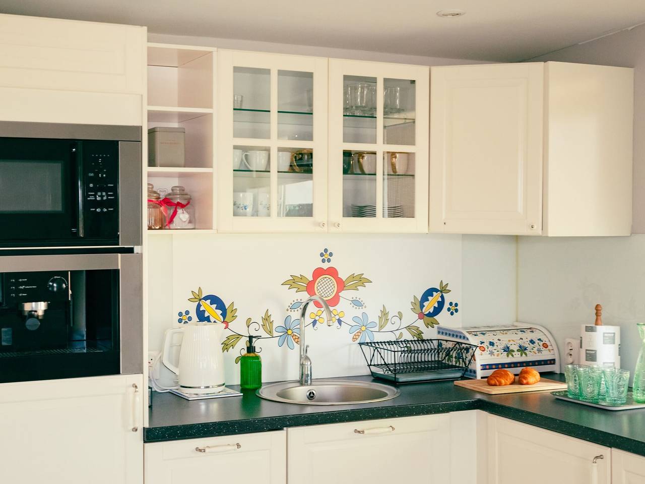 Dom wakacyjny z prywatną sauną, jacuzzi i basenem in Morze Bałtyckie