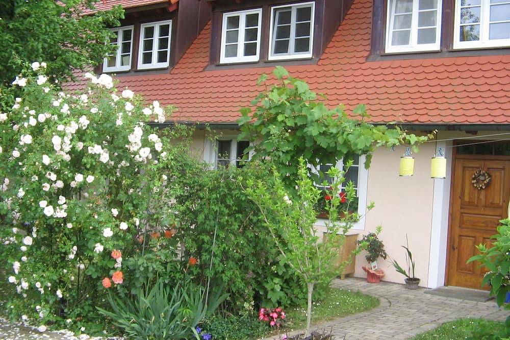 Ganze Wohnung, Neu!  Ferienwohnung bis 6 Personen Top Austattung in Hiltpoltstein, Frankenalb