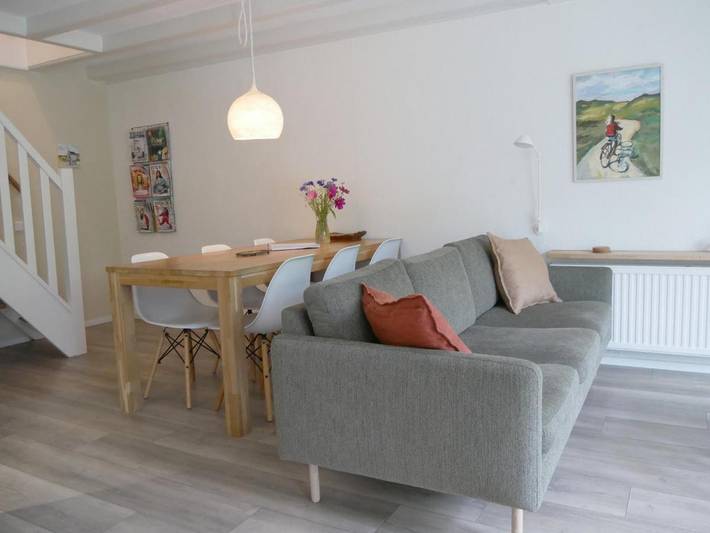 Ferienwohnung für 5 Personen, mit Terrasse und Garten sowie Ausblick in Oosterend