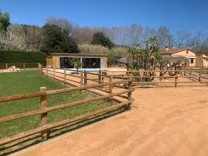 Alojamiento y desayuno para 6 personas, con Terraza además de Jardín y Piscina en Platja d'Aro