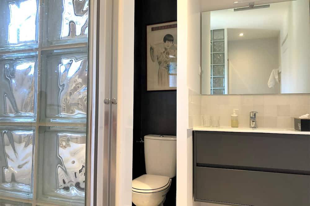 Ganze Wohnung, A spacious and cozy duplex in the heart of Pont-l’Évêque. in Sainte-Famille-en-Auge, Lisieux und Umgebung