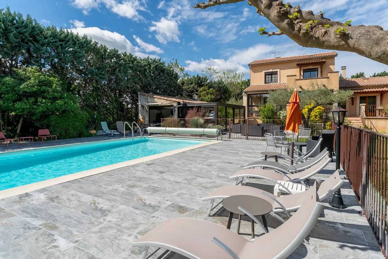 Espaciosa villa en Vézénobres con piscina privada in Vézénobres, Región de Alès