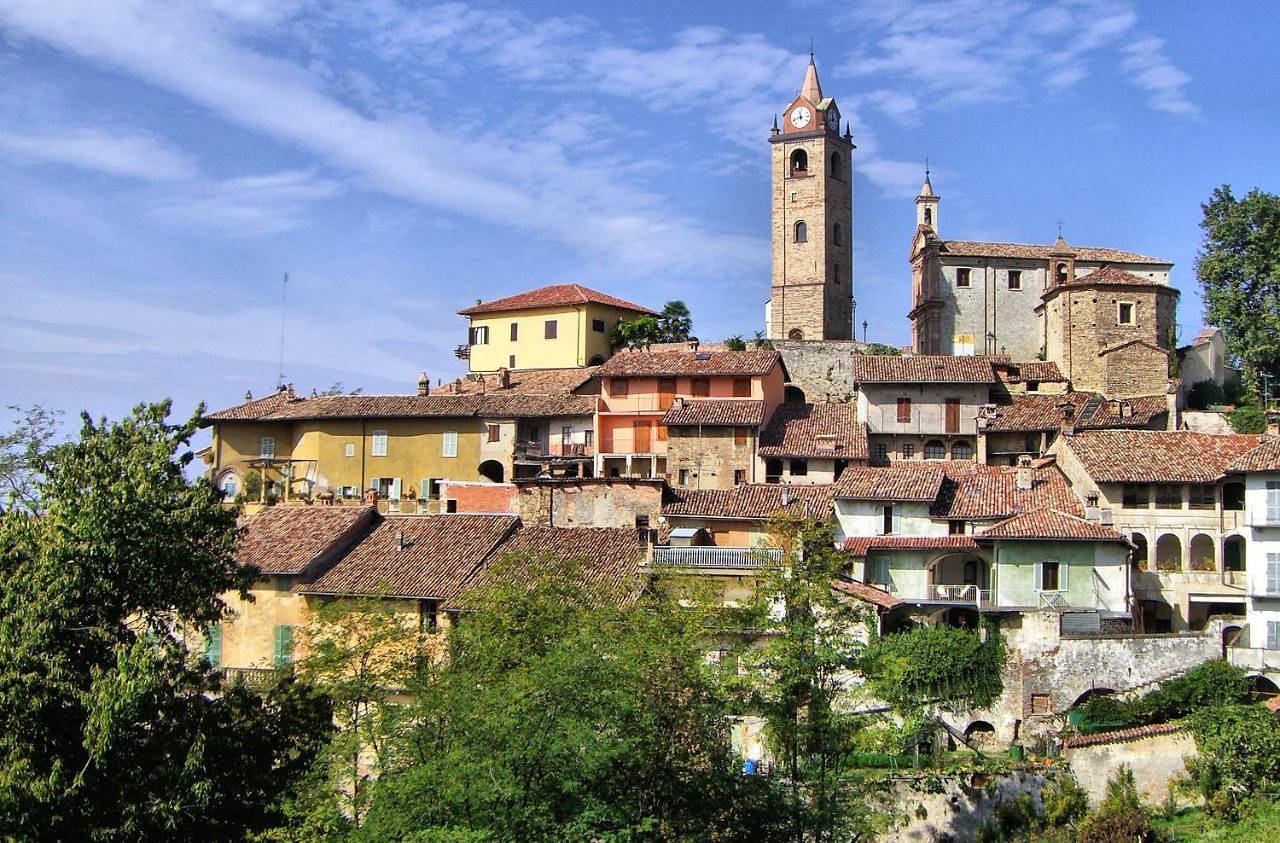 Le Case della Saracca in Monforte d'Alba, Langhe