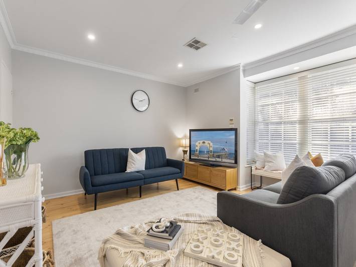 Holiday apartment for 6 people, with balcony/terrace, child-friendly in Adelaide