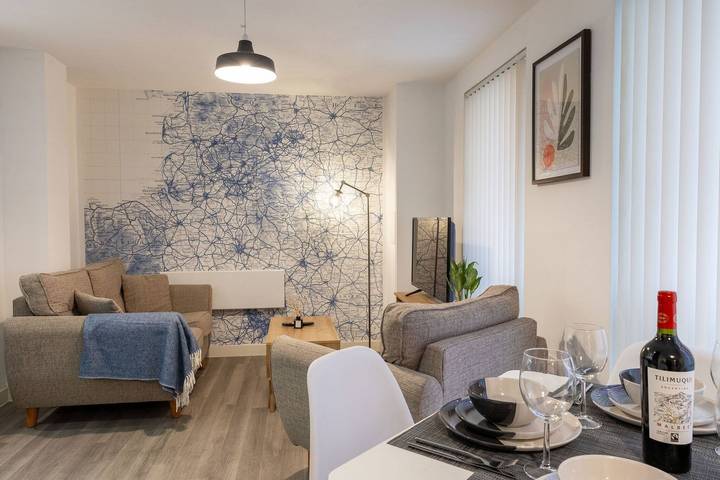 Location de vacances pour 5 personnes, avec terrasse et jacuzzi à Manchester