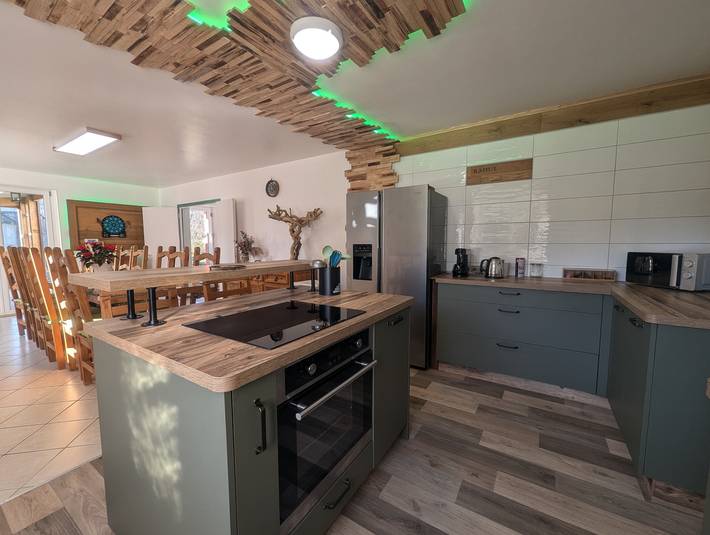 Gîte pour 12 personnes, avec jardin dans Lac de la Mouche - 2