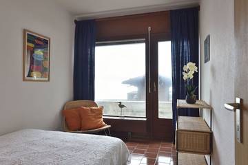 Villa for 7 Guests in Montreux, Vaud, Picture 4