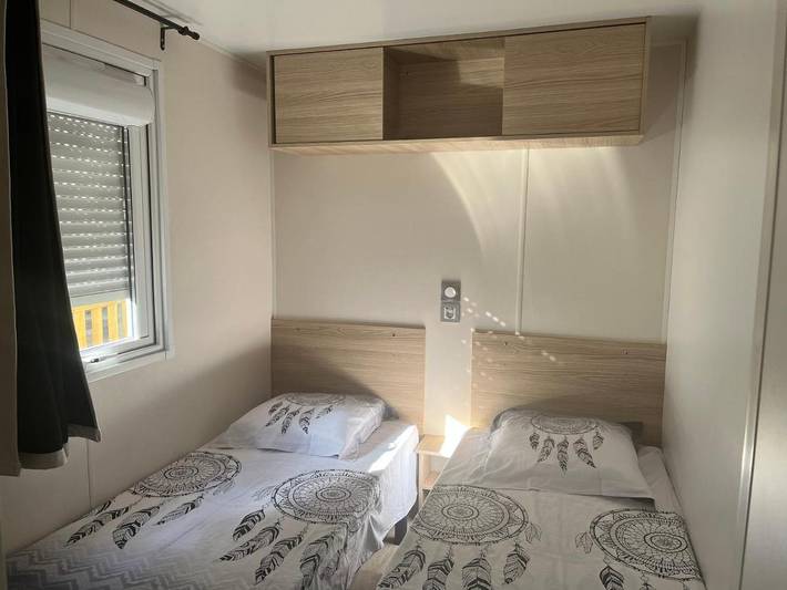 Camping pour 6 personnes, avec Jacuzzi et Terrasse ainsi que Jardin et Bassin pour enfant au Cap Ferret - 4