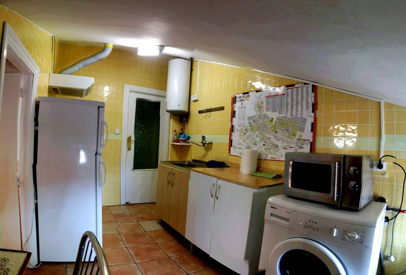 Apartamento entero, Encantador apartamento en Cuenca con parking incluido, 50 m² in Cuenca, Provincia de Cuenca