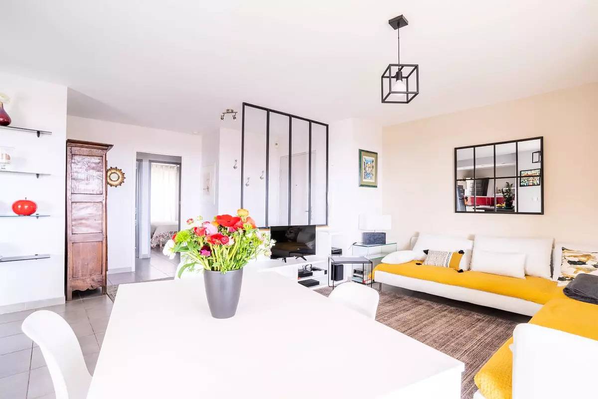 Entire apartment, Apartments for 4 People in Hyeres, Toulon region