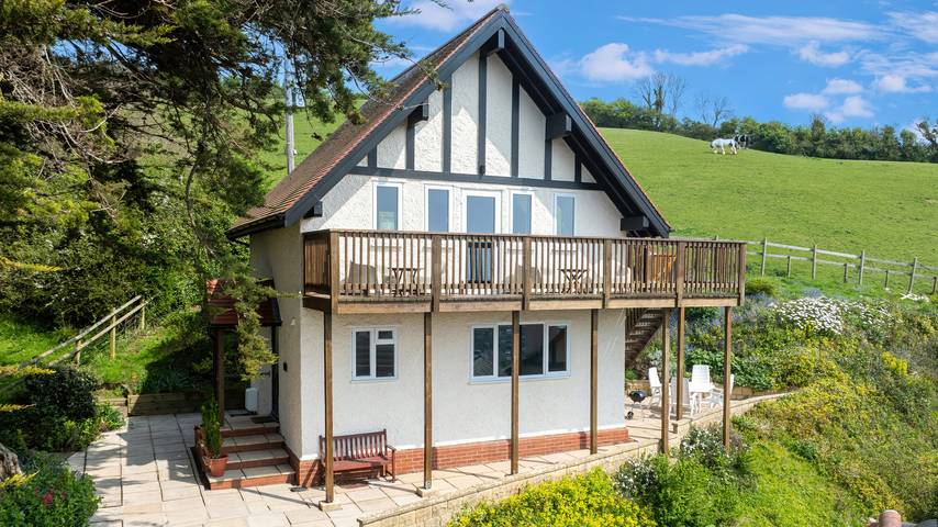 Cottage for 4 people, with garden, with pets in Beer (Devon)