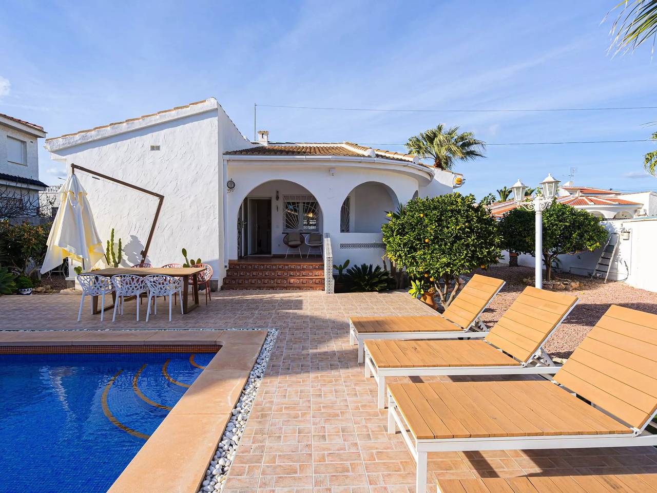 Villa pour 6 Personnes dans Ciudad Quesada, Rojales