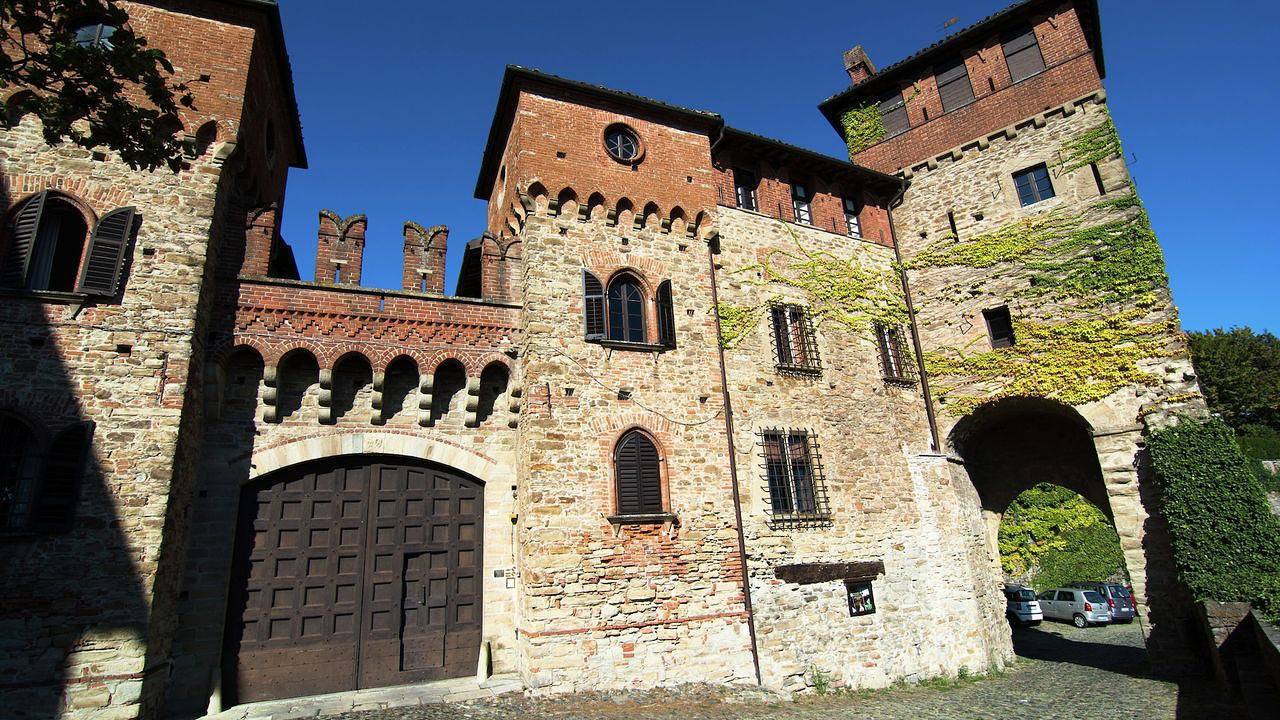 Schloss für 5 Personen (65 m²) in Tagliolo Monferrato in Tagliolo Monferrato, Alessandria Provinz