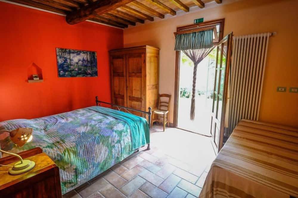 Apartamento entero, Podere La Torre by Interhome in Certaldo, Chianti