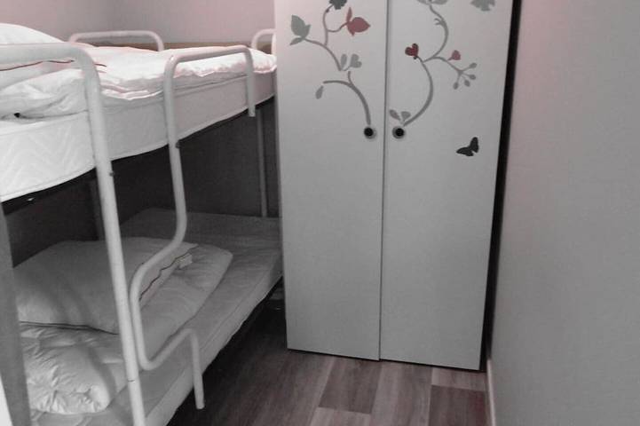 Gîte pour 4 personnes, avec terrasse dans Membre - 2