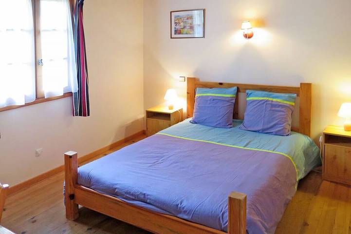 Gîte pour 4 personnes, avec Terrasse et Piscine à Blanquefort-sur-Briolance - 2