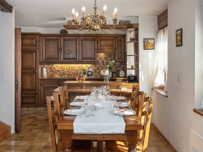 Location de vacances pour 6 personnes, avec terrasse et jardin dans Ovronnaz - 3