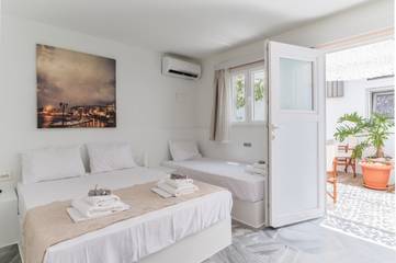 Gîte pour 3 personnes, avec jardin dans Tinos