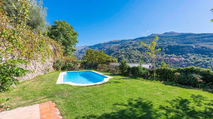 Chalet para 9 personas, con balcón/terraza y piscina en Vega de Granada - 3