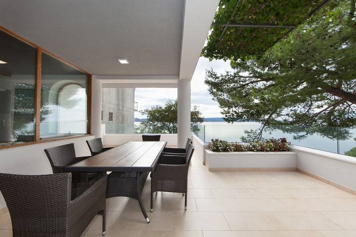 Apartament wakacyjny dla 8 osób, z taras w Brela