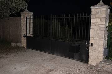 Location de vacances pour 8 personnes, avec jardin et terrasse à Saint-Paul-en-Forêt