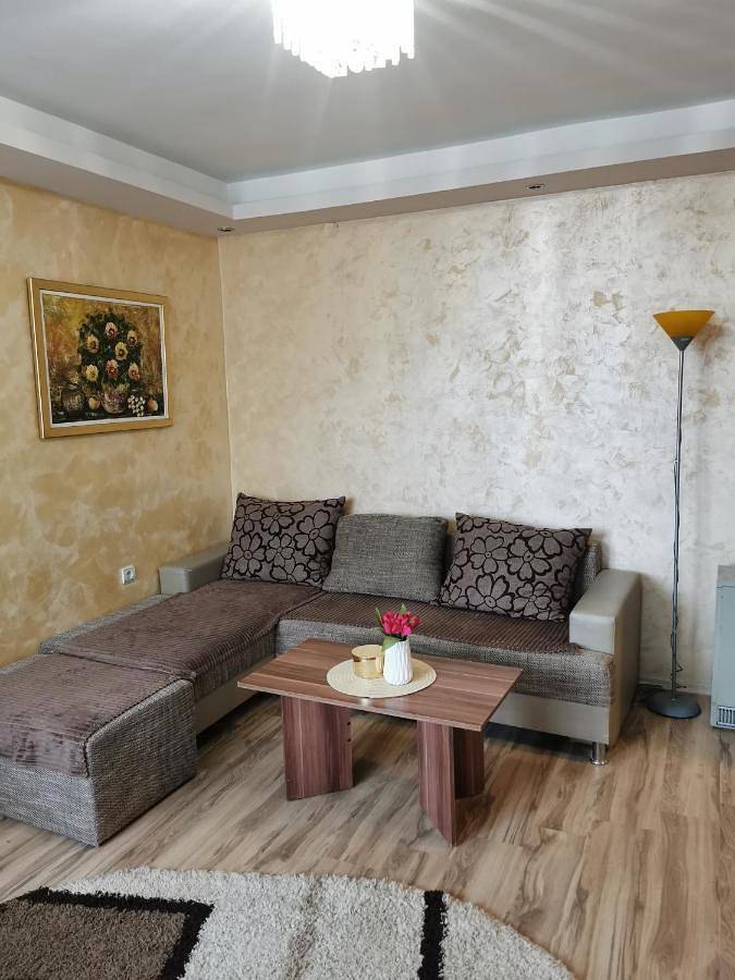 Gîte pour 5 personnes, avec vue ainsi que balcon et vue sur le lac à Kladovo - 3