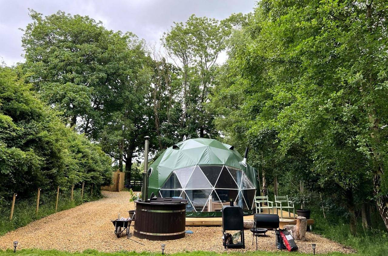 Tent in Smeeth, Ashford region