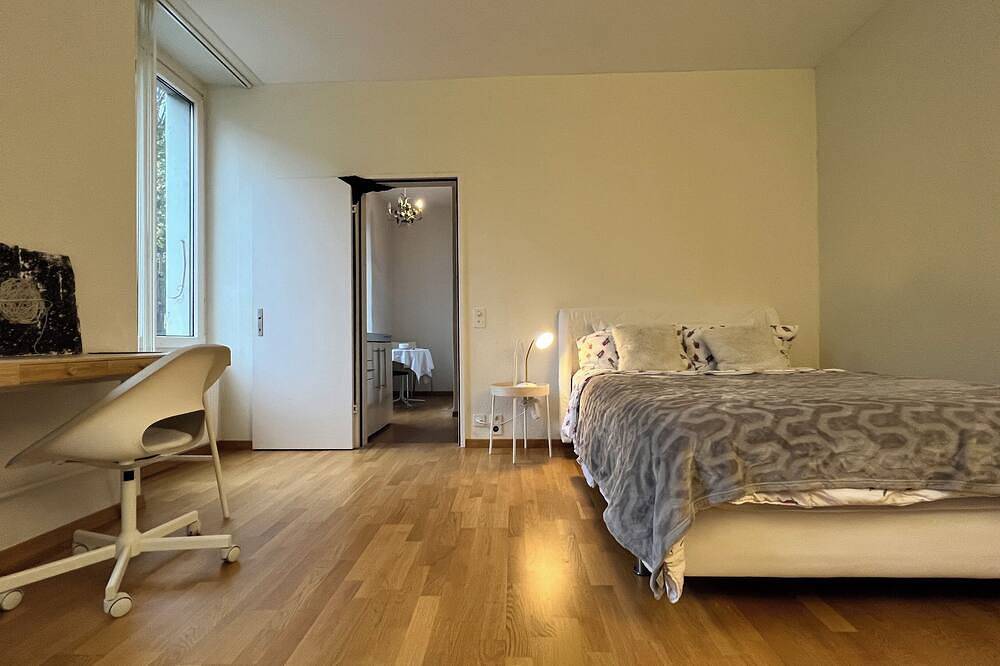 Ganze Wohnung, Ihr eigenes privates Studio-Apartment mit einem schönen Garten in Biel/Bienne, Biel Seeland