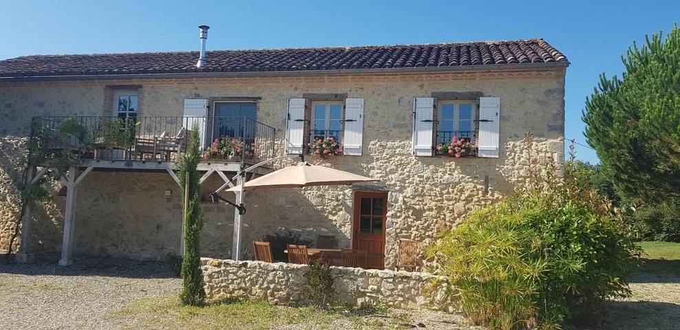 Location de vacances pour 4 personnes, avec balcon et vue ainsi que jardin et piscine dans Mauvezin-d'Armagnac - 2