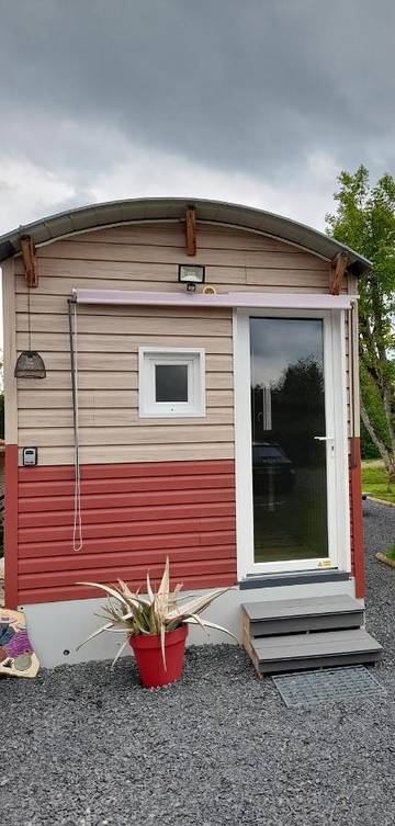 Gîte pour 4 personnes, avec terrasse à Saint-Pierre-le-Chastel