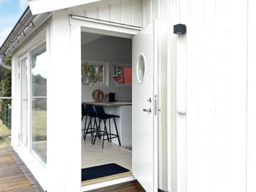 Log Cabin for 4 People in Bohuslän, South Sweden, Photo 4