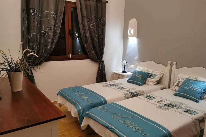 Luxurious 2 Bed Villa in Montaña Roja, Yaiza